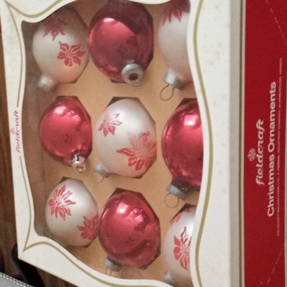 Vintage 𝅺Set Of 9 Christmas Ornaments​ By  Fieldcraft